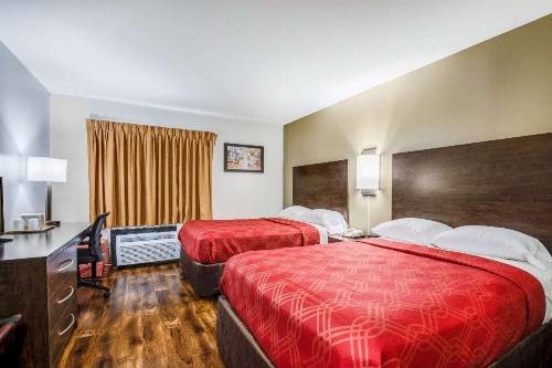 Econo Lodge Airport - Milwaukee image 21